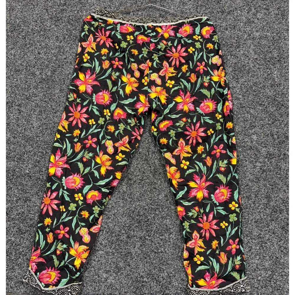 Sundance Pants Womens Small Black Floral Cotton Drawstring Boho Crop Trousers